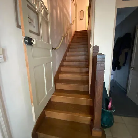 99 Maison Des Merles *