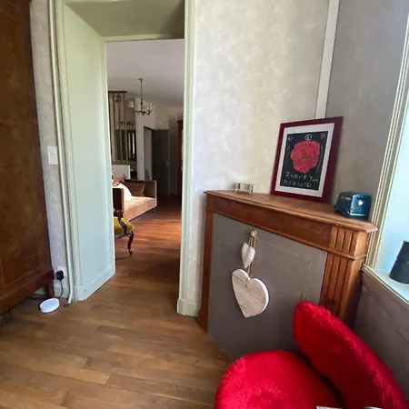 99 Maison Des Merles Εξοχικό σπίτι *
