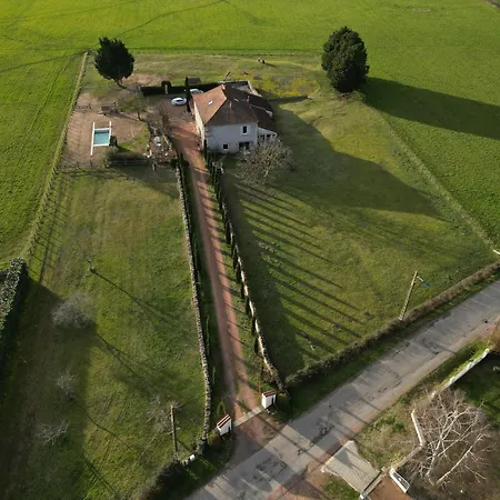 99 Maison Des Merles