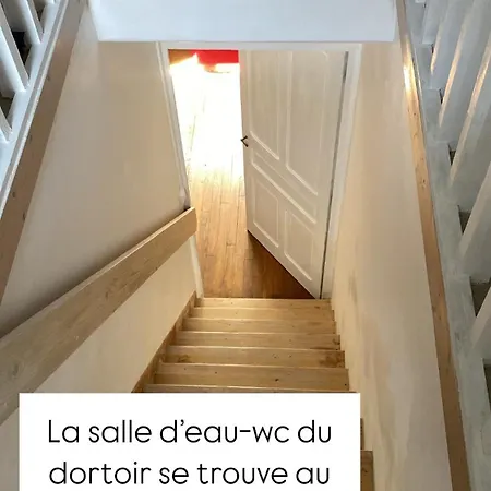 99 Maison Des Merles
