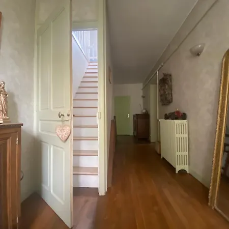 99 Maison Des Merles *