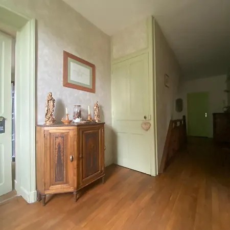 99 Maison Des Merles