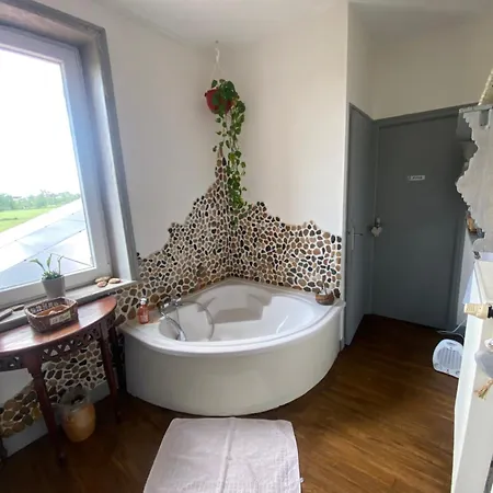 99 Maison Des Merles *