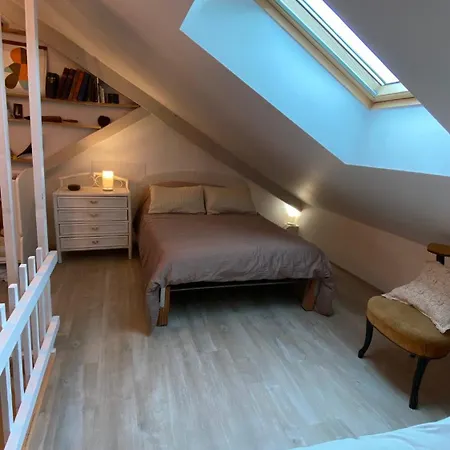 99 Maison Des Merles *