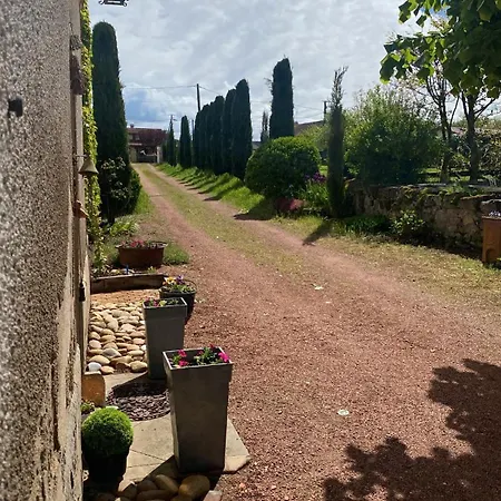 99 Maison Des Merles *